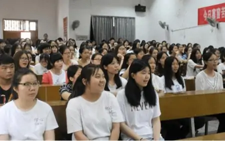 专科生迎来“好消息”,满足条件免试就能升本,预计9月开始实行-专科免试升本科条件