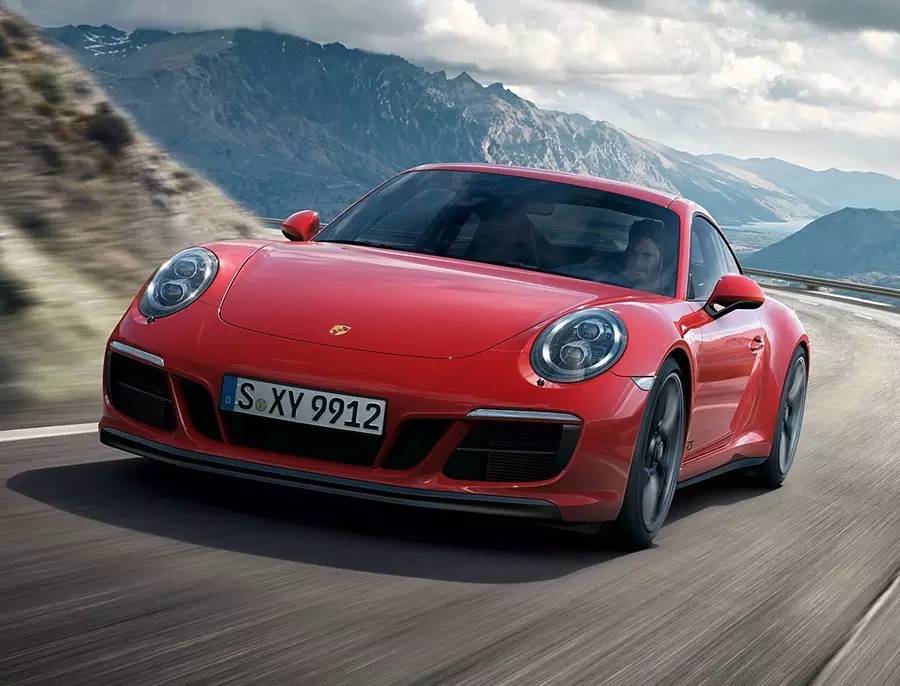 原版引进无阉割!保时捷 911 GTS 全系更新:Porsche 991.2 GTS '2018(保时捷911全方位介绍)