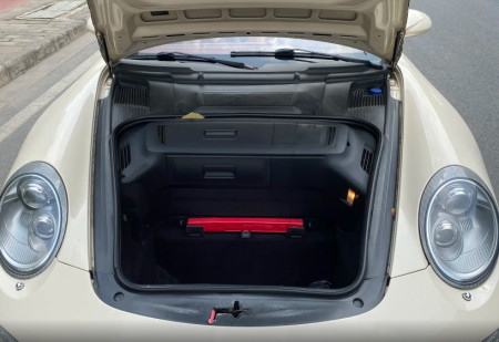 二手保时捷911:2008款卖58.88万,配3.8L自吸,百公里加速4.9秒(保时捷9112012款二手)