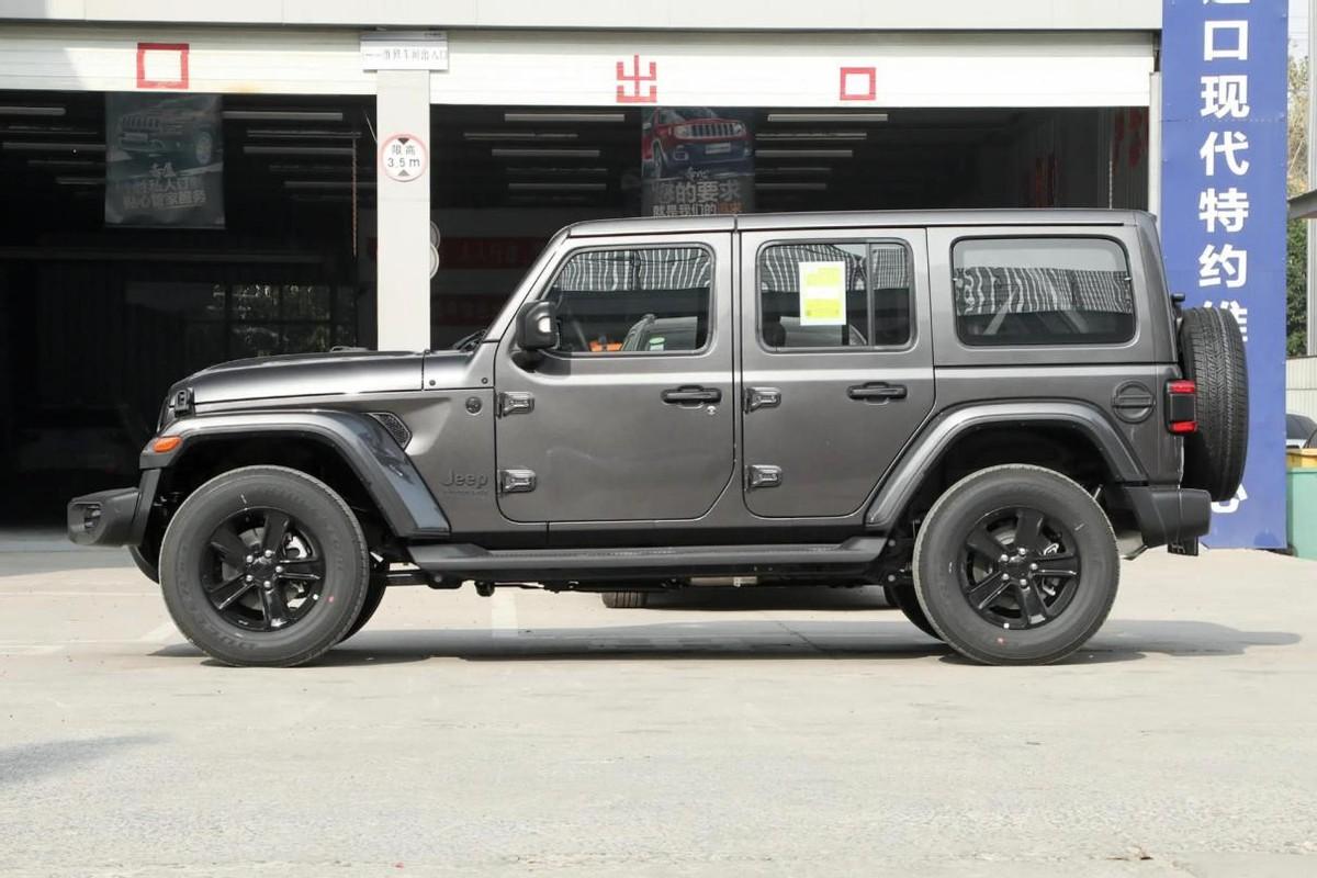 2.0T爆发266马力,标配8AT,JEEP牧马人到底值不值得选?(jeep 牧马人 2021)