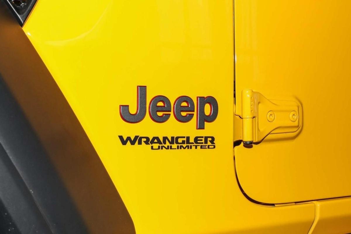 不到45万起,纯进口硬派越野SUV,配2.0T+8AT,牧马人值得选吗?(越野车jeep牧马人高配多少钱一辆)