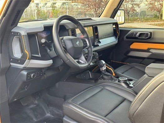 2023款福特烈马2.3T两门越野秒杀牧马人(福特烈马2.7t)