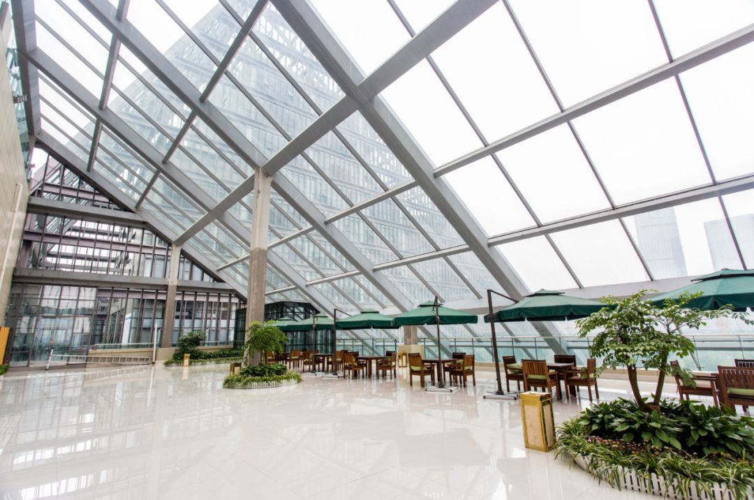 环球中心背面这家五星级酒店,婚宴价格真的让人心动!-环球中心宴会厅