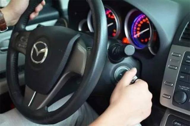 发动机积碳过多怎么判断?老司机:看看有没有出现这4种情况-发动机积碳怎么判断