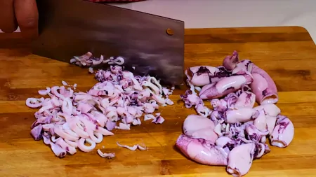 韭菜和它一起包饺子,味道美极了,比三鲜馅更鲜,味精都不用放了(韭菜配什么馅包饺子好吃)