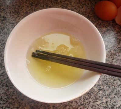 【偏方】牙疼快速止疼法-风油精牙疼快速止疼偏方图片