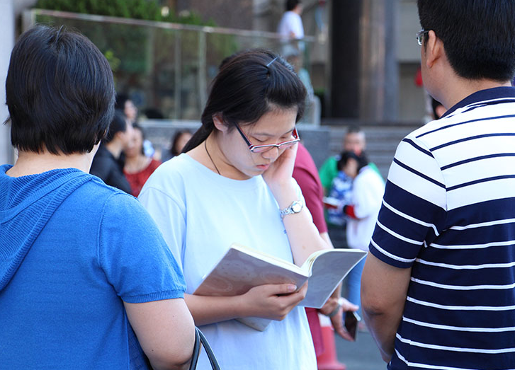 郑州15名学生无缘高考,当事人出面证实,班主任3个字回答惹众怒(郑州高考失联男孩最新消息)