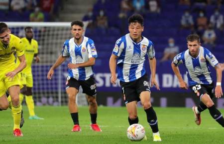 无缘上帝之手!武磊绝杀被吹,赛后做出解释显遗憾,晒100场球衣(武磊的比赛)