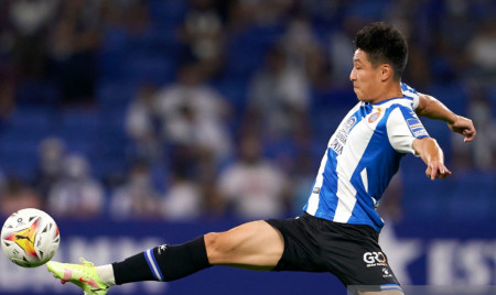 无缘上帝之手!武磊绝杀被吹,赛后做出解释显遗憾,晒100场球衣(武磊的比赛)