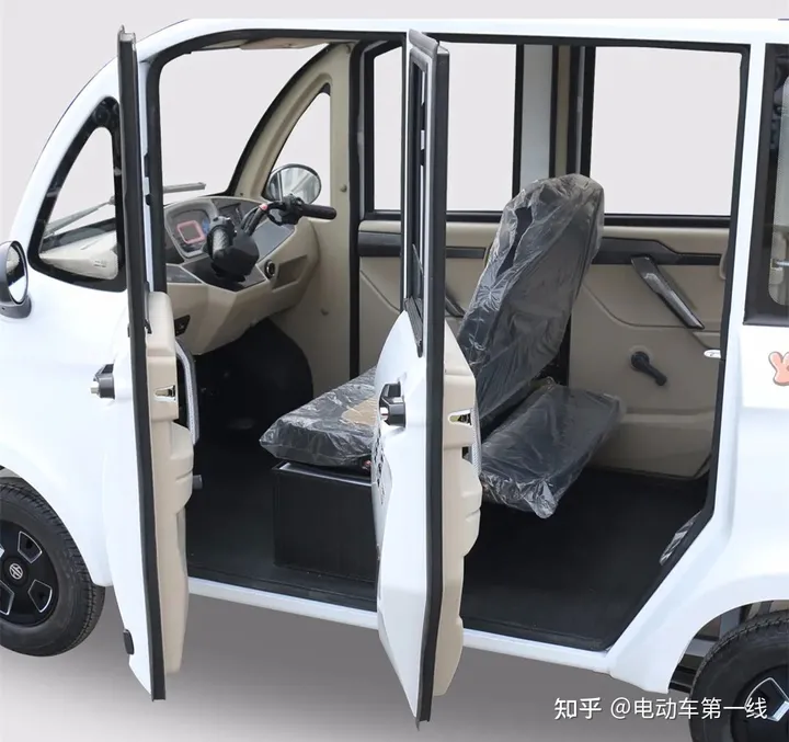 3款低速电动四轮车来袭,内部空间宽敞,动力足,最大可载3到5人(老人四轮代步电动车)