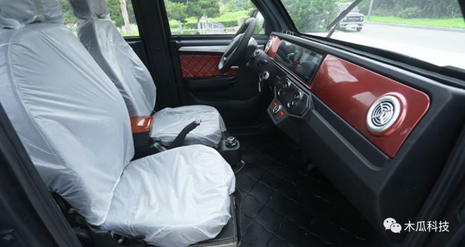 2款新型低速电动四轮车,超大空间,客货两用,实用性很好(2万一3万电动汽车图片及价格鸿日)