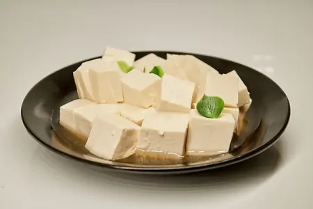 血脂高不能吃豆腐?科学降脂,临床医生给了3个建议,值得学习-血脂高吃豆腐吗