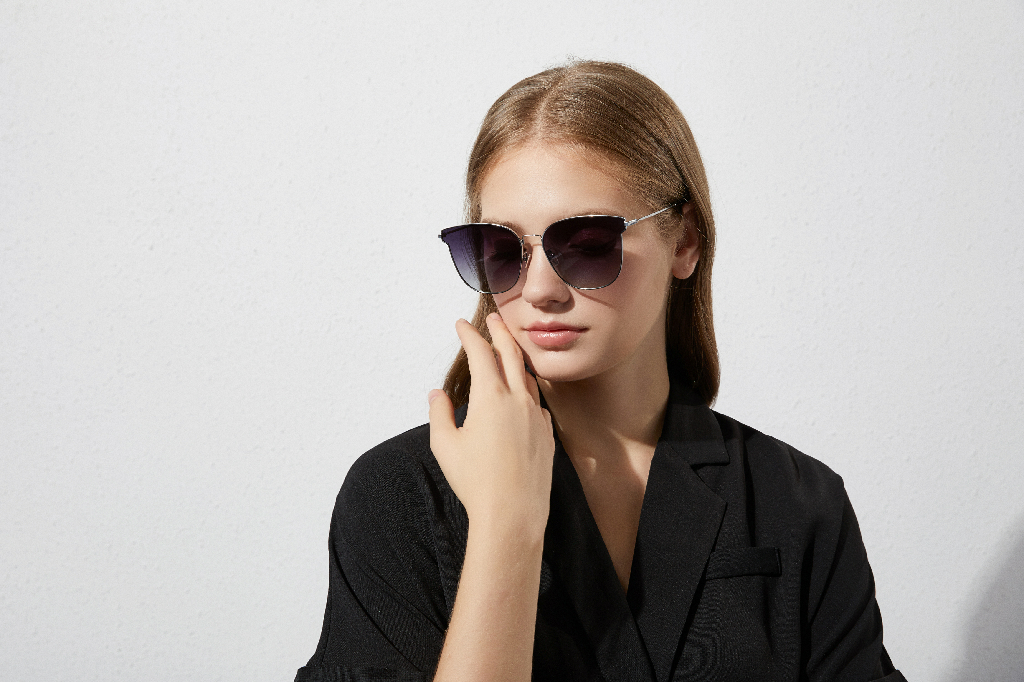 为什么我劝你夏天一定要戴墨镜-夏天带墨镜可以预防眼部病变吗