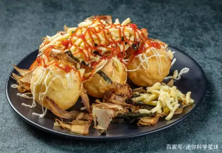 章鱼虽长相丑陋,却天赋异禀!拥有3颗心脏、9个脑袋外加蓝色血液(章鱼真的有三个心脏和9个大脑吗?)