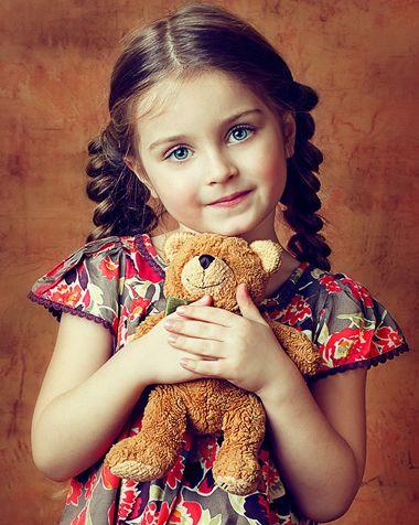 2016夏季小学女生长发扎发,淑女也是从小养成的!-小学生女生扎头发简单又好看图片