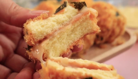 晒晒我跟儿子做的肉松小贝,咸香松软又爆浆,好吃!蛋糕店25一斤