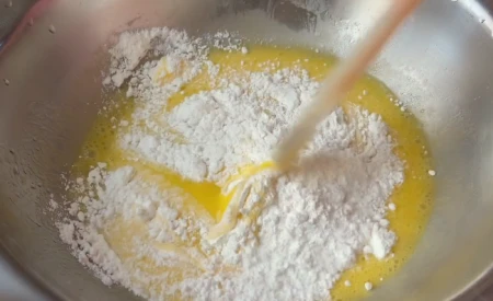 晒晒我跟儿子做的肉松小贝,咸香松软又爆浆,好吃!蛋糕店25一斤