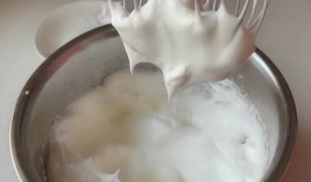 晒晒我跟儿子做的肉松小贝,咸香松软又爆浆,好吃!蛋糕店25一斤