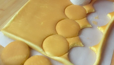 晒晒我跟儿子做的肉松小贝,咸香松软又爆浆,好吃!蛋糕店25一斤