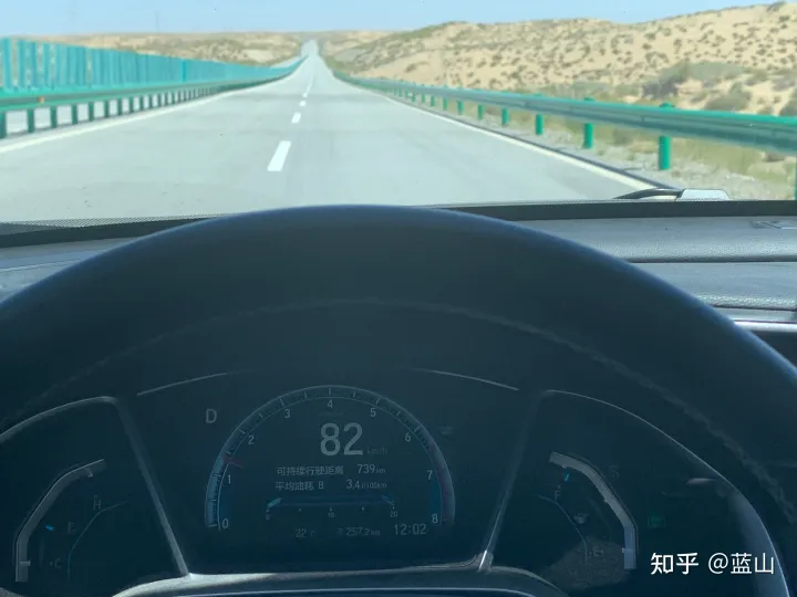 明年电动汽车是否会大降价?一辆续航700km的电动车可能降到20万以下吗?比如极氪001或比亚迪汉?-明年电动车会涨价吗知乎