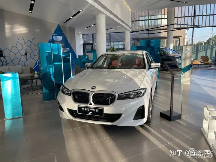 BBA电动车集体大降价!实探4S店:顾客依旧不买账-bba纯电动为何销量不好呢