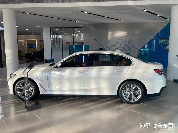 BBA电动车集体大降价!实探4S店:顾客依旧不买账-bba纯电动为何销量不好呢