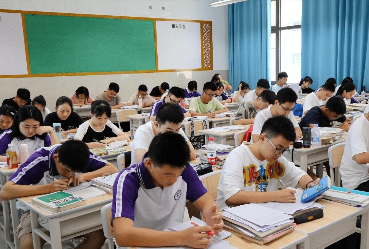 2023年北京国际学校高中入学政策,你了解多少?(在北京上国际高中每年大概多少费用?)