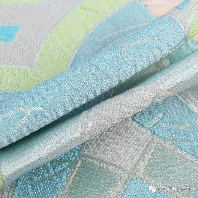 戏剧影视《伊丽莎白:黄金时代》服装面料指南(伊利莎白黄金时代)