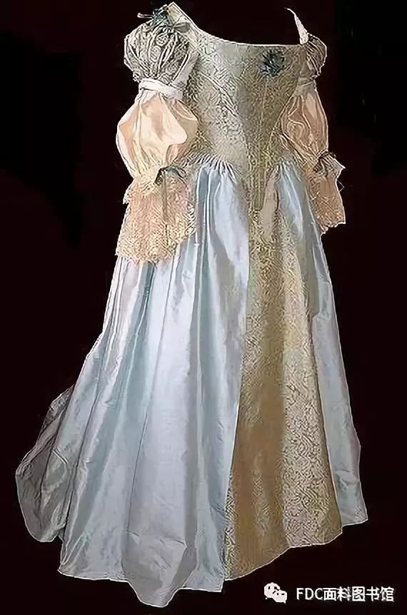 戏剧影视《伊丽莎白:黄金时代》服装面料指南(伊利莎白黄金时代)