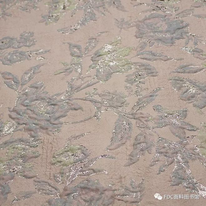 戏剧影视《伊丽莎白:黄金时代》服装面料指南(伊利莎白黄金时代)