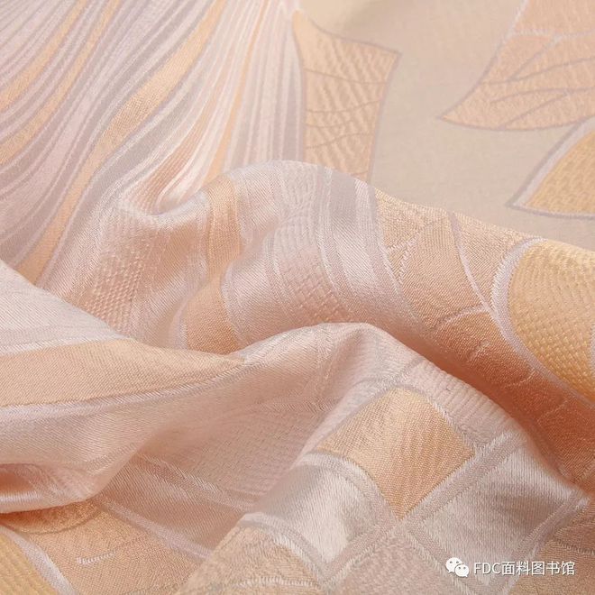 戏剧影视《伊丽莎白:黄金时代》服装面料指南(伊利莎白黄金时代)