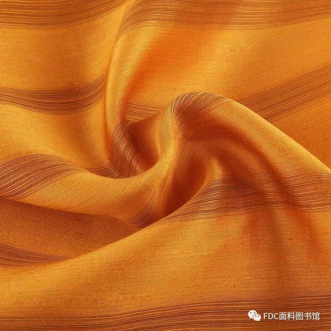 戏剧影视《伊丽莎白:黄金时代》服装面料指南(伊利莎白黄金时代)