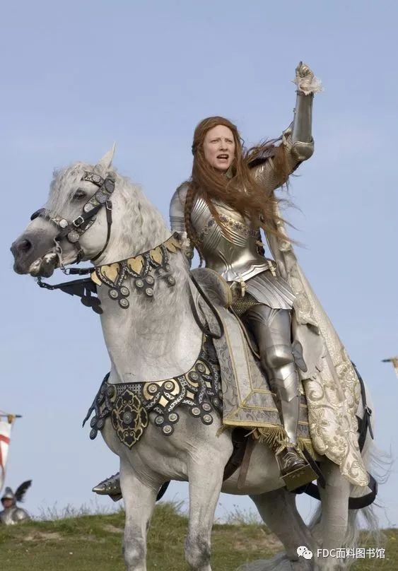 戏剧影视《伊丽莎白:黄金时代》服装面料指南(伊利莎白黄金时代)