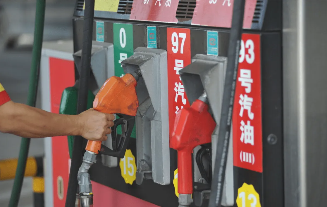 分享新手司机必须知道的十个汽车知识,买车用车都必须知道这几点(汽车新手入门基本常识讲解)