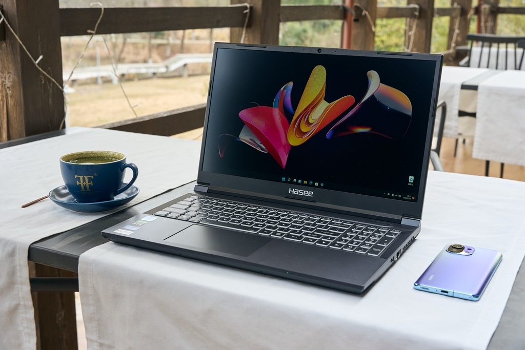 笔记本电脑性价比还是神舟玩得转!战神Z8-DA7NP让网友直呼超值-神舟战神Z8CU5NA多少hz