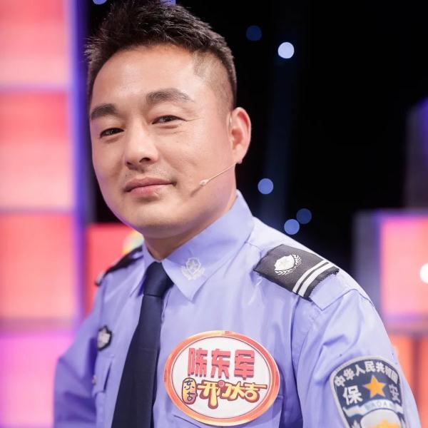 《开门大吉》“这也行”八人组乱拳“击倒”小尼(开门大吉第8扇门)