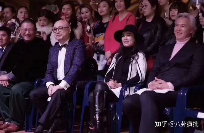 徐峥代言TST峥酒!他和陶虹能跑了?(徐峥卖酒的电影)