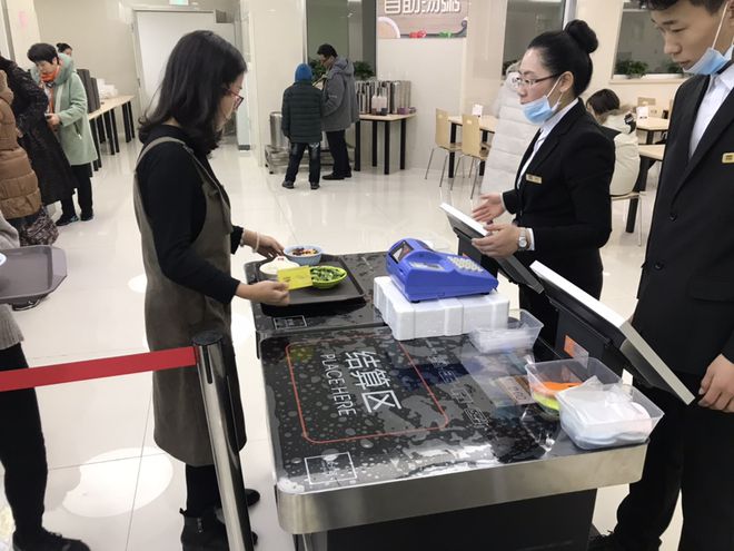 让一线医生吃上热饭,智盘智慧食堂有办法(一线医生的故事)