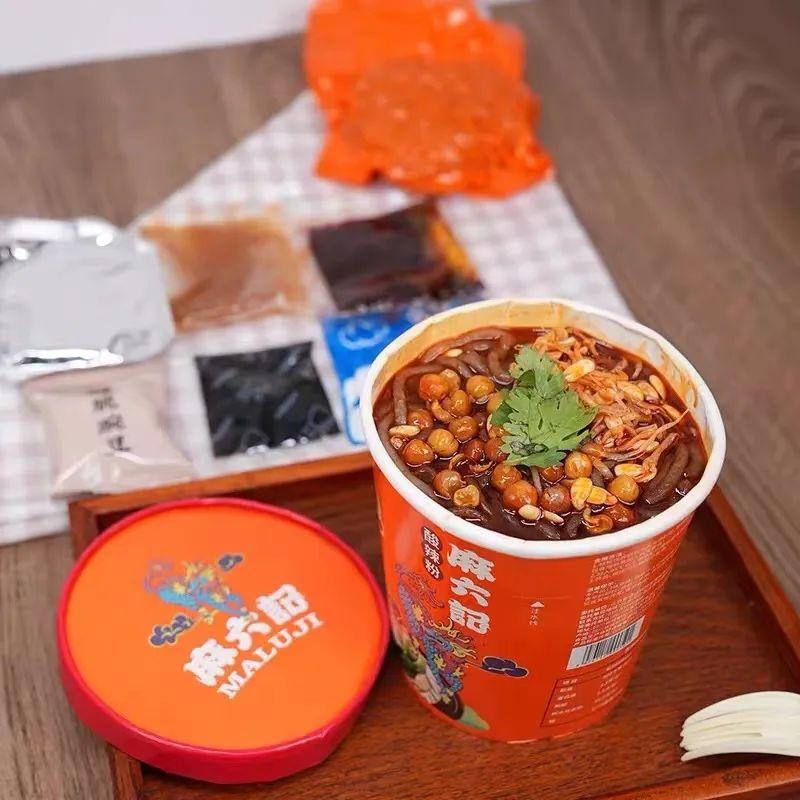 200W床垫买不起!但我凭一己之力,全款买下6款酸辣粉-两百万的床垫