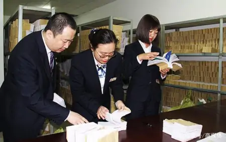 存钱要小心,5家银行“出问题”了,官方点名“通报”,望周知(银行存钱这些坑)