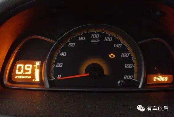 开车忘松手刹,有过的举手! | 一周问答精选-汽车忘记松手刹行驶一段有啥影响