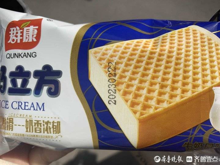 钟薛高推出3.5元雪糕,济南市场如何?(钟薛高66元的雪糕长什么样)