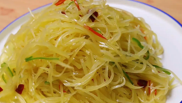酸辣土豆丝怎么炒好吃又简单-土豆丝凉拌菜的做法大全