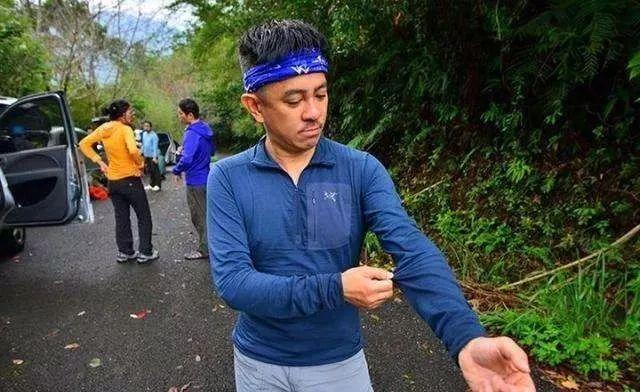 德国保暖衣界的劳斯莱斯!德绒“自发热”36.8℃恒温内衣!让你在寒风刺骨的冬日也风度翩翩-德绒恒温保暖内衣怎么样