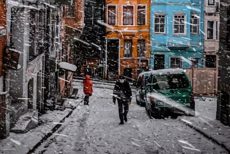 希腊买房移民适合哪些人?选择希腊移民有哪些优势?(澳洲移民咨询)