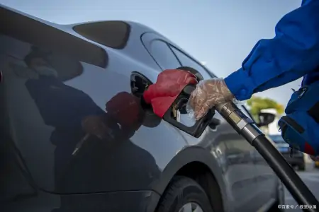 油价调整信息:2021年9月21日,加油站柴油、92号、95号汽油价格-9月22油价