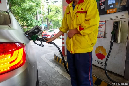 油价调整信息:2021年9月21日,加油站柴油、92号、95号汽油价格-9月22油价