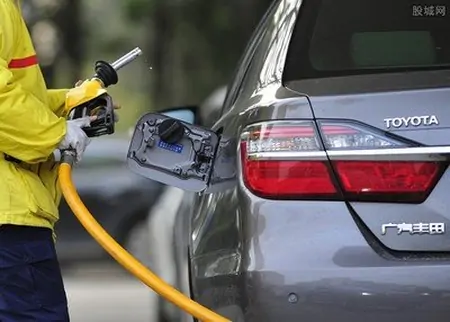 近日油价调整消息:全国调整后92、95、98号汽油零售价-今日油价92汽油调整