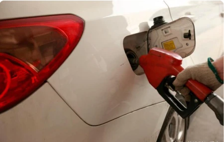 油价调整消息:今天4月18日,调价后全国92、95、98号汽油最新价-油价今晚调整