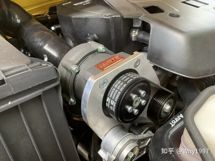 【FJ酷路泽(Fj CRUISER)】 丰田FJ酷路泽 配置机械增压 铸就不老传奇-丰田酷路泽fj2021